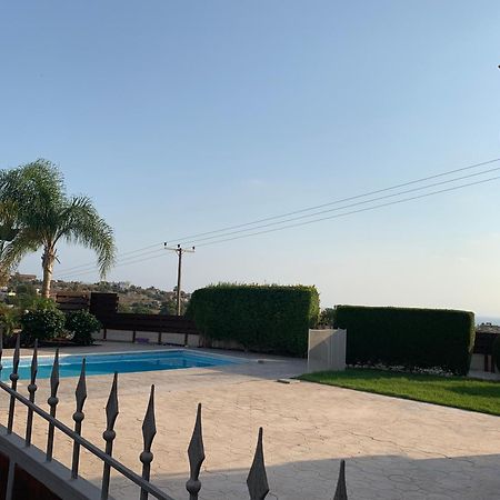 Acropolis Villa 8 Klorakas Buitenkant foto