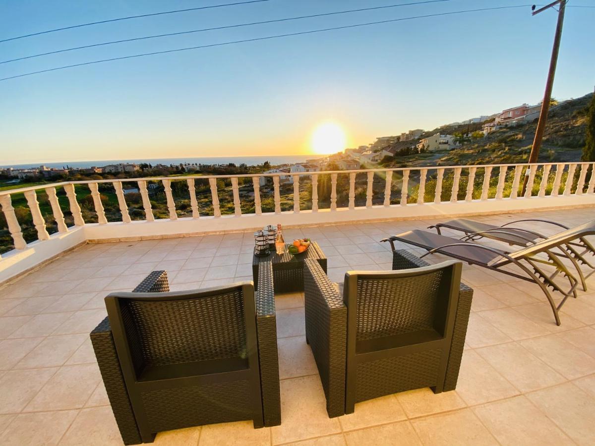 Acropolis Villa 8 Klorakas Buitenkant foto